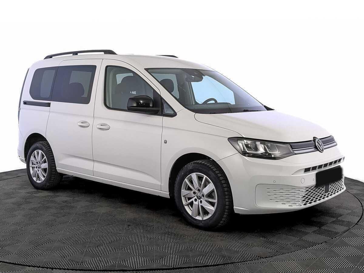 Volkswagen Caddy с пробегом — 2021 год. Фото: #2