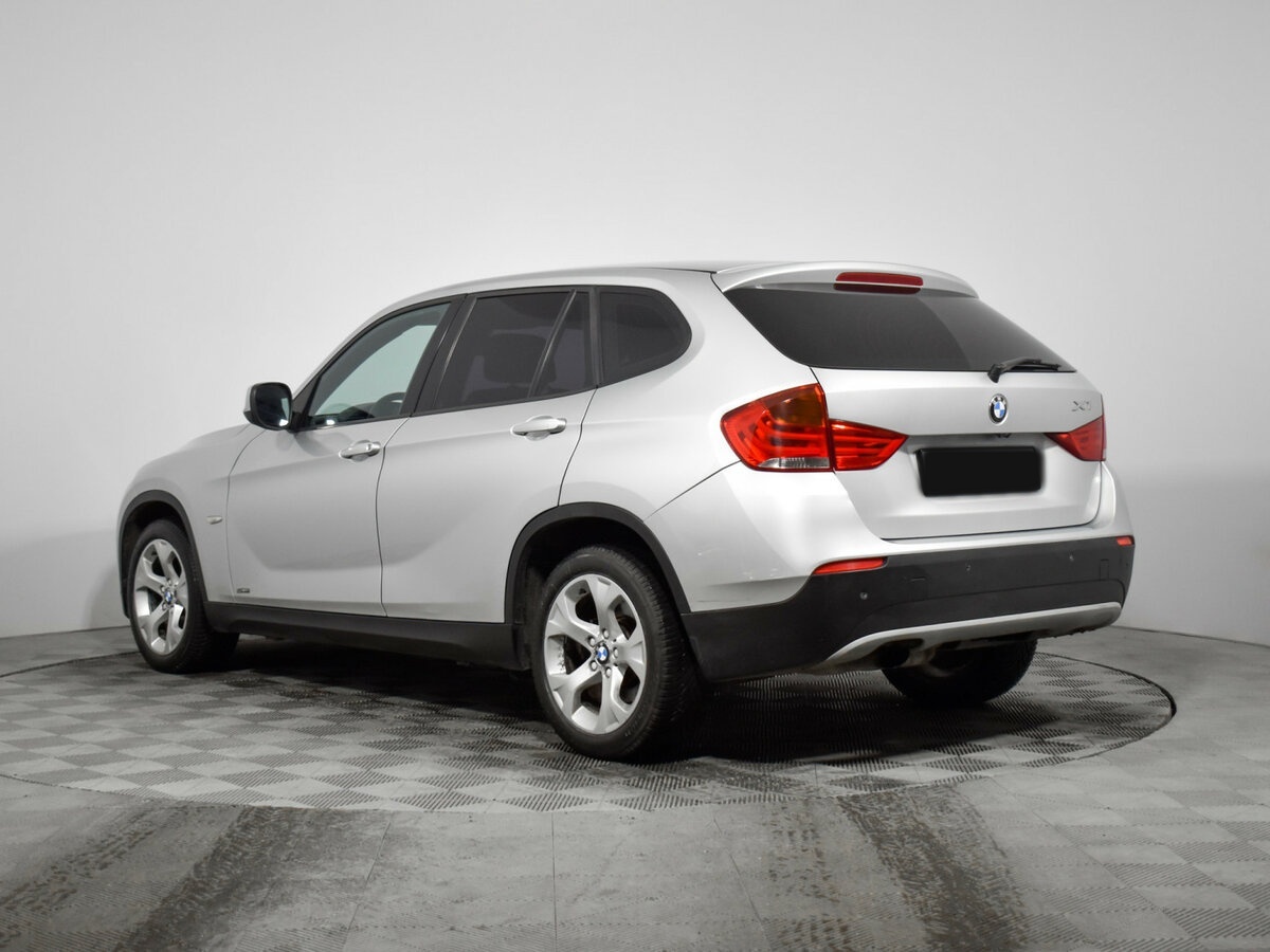 BMW X1 с пробегом — 2010 год. Фото: #5