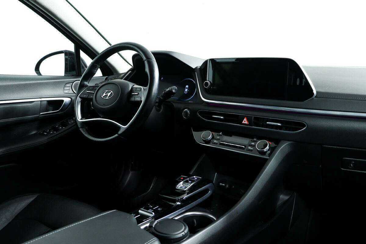 Hyundai Sonata с пробегом — 2020 год. Фото: #8