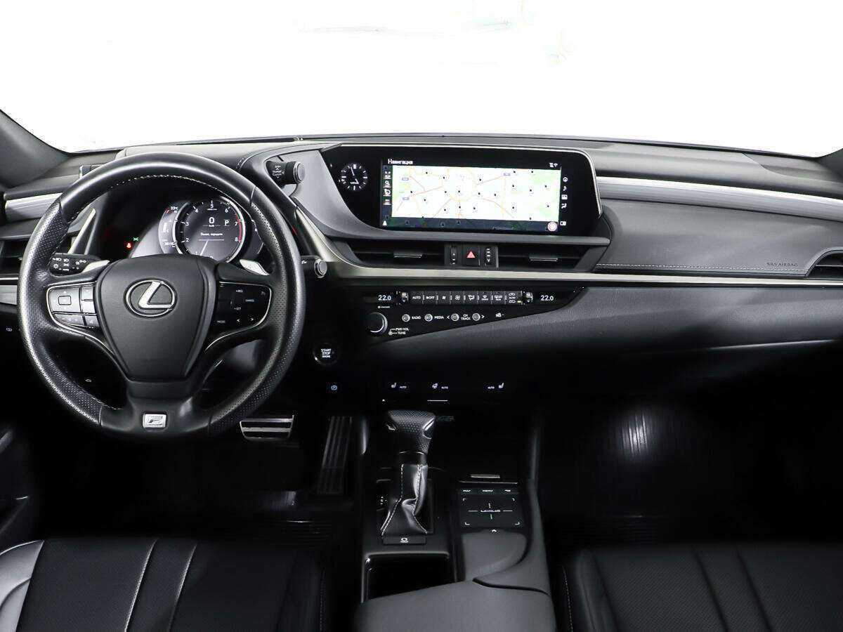 Lexus ES с пробегом — 2020 год. Фото: #11