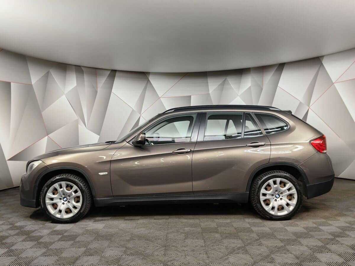 BMW X1 с пробегом — 2011 год. Фото: #4