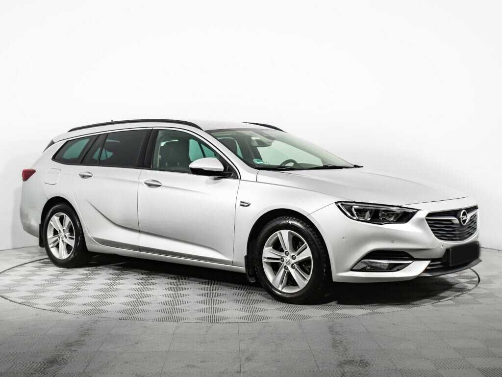 Opel Insignia с пробегом — 2018 год. Фото: #2