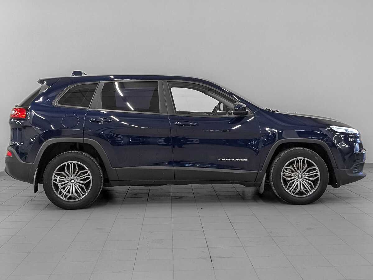 Jeep Cherokee с пробегом — 2014 год. Фото: #3