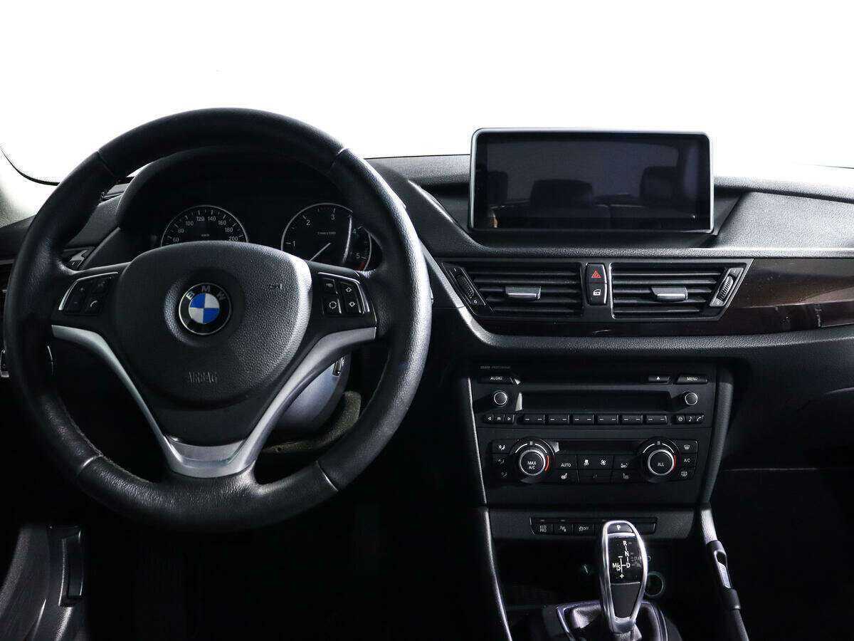 BMW X1 с пробегом — 2013 год. Фото: #11