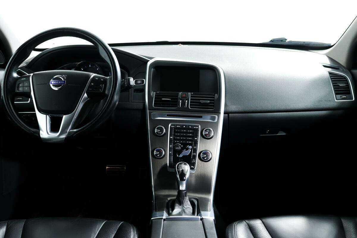 Volvo XC60 с пробегом — 2013 год. Фото: #8