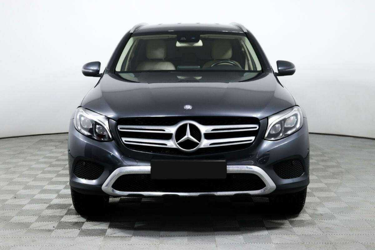 Mercedes-Benz GLC с пробегом — 2015 год. Фото: #1