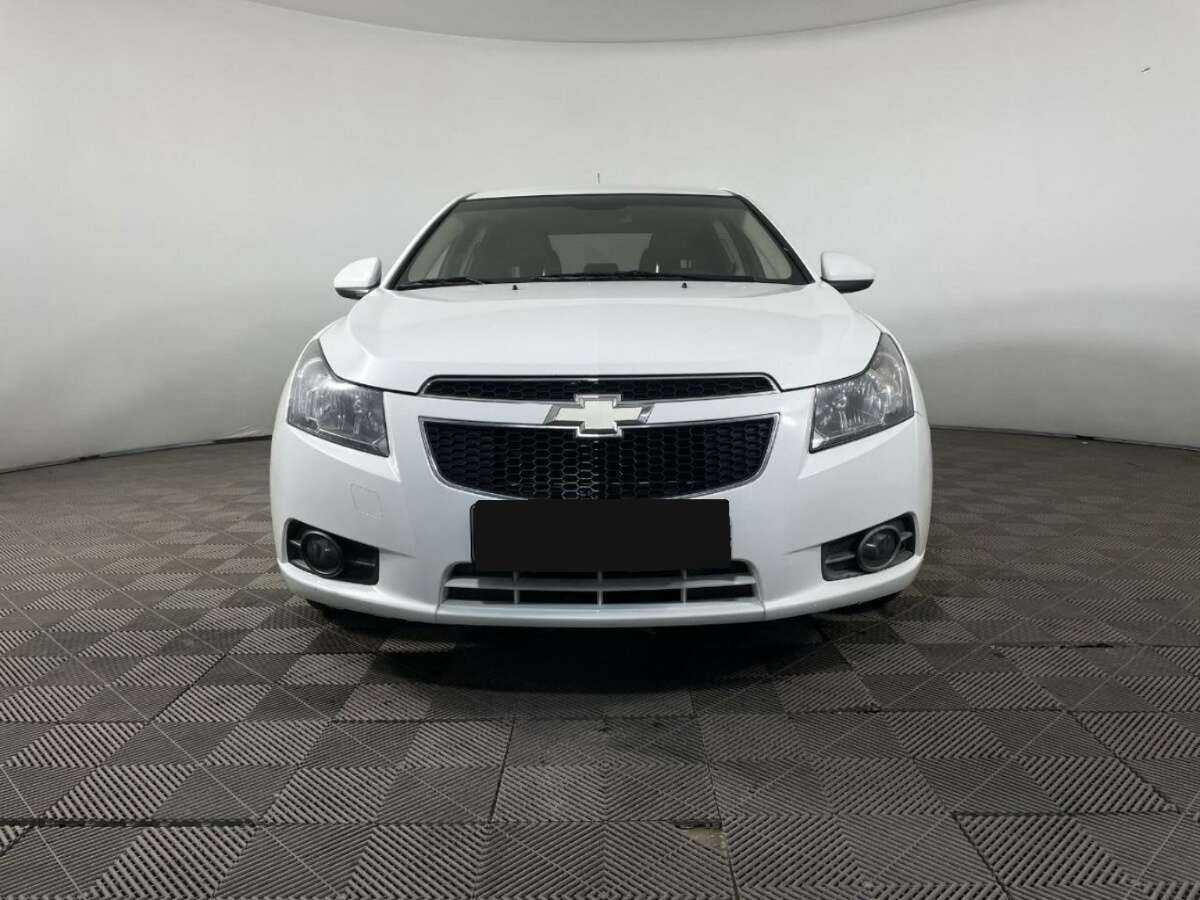 Chevrolet Cruze с пробегом — 2012 год. Фото: #1