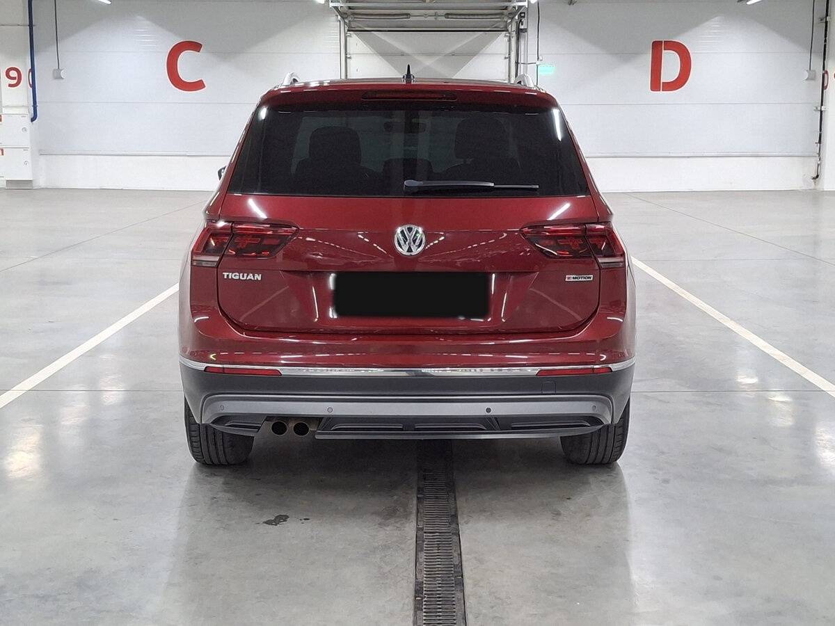 Volkswagen Tiguan с пробегом — 2018 год. Фото: #5