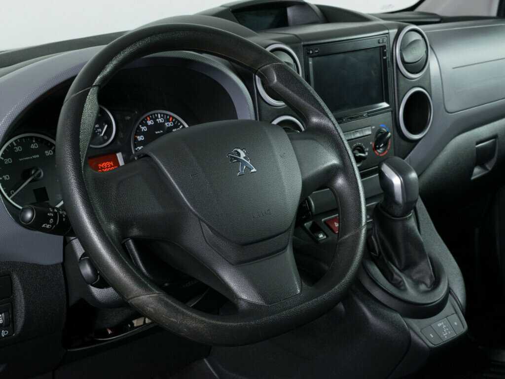 Peugeot Partner с пробегом — 2021 год. Фото: #11