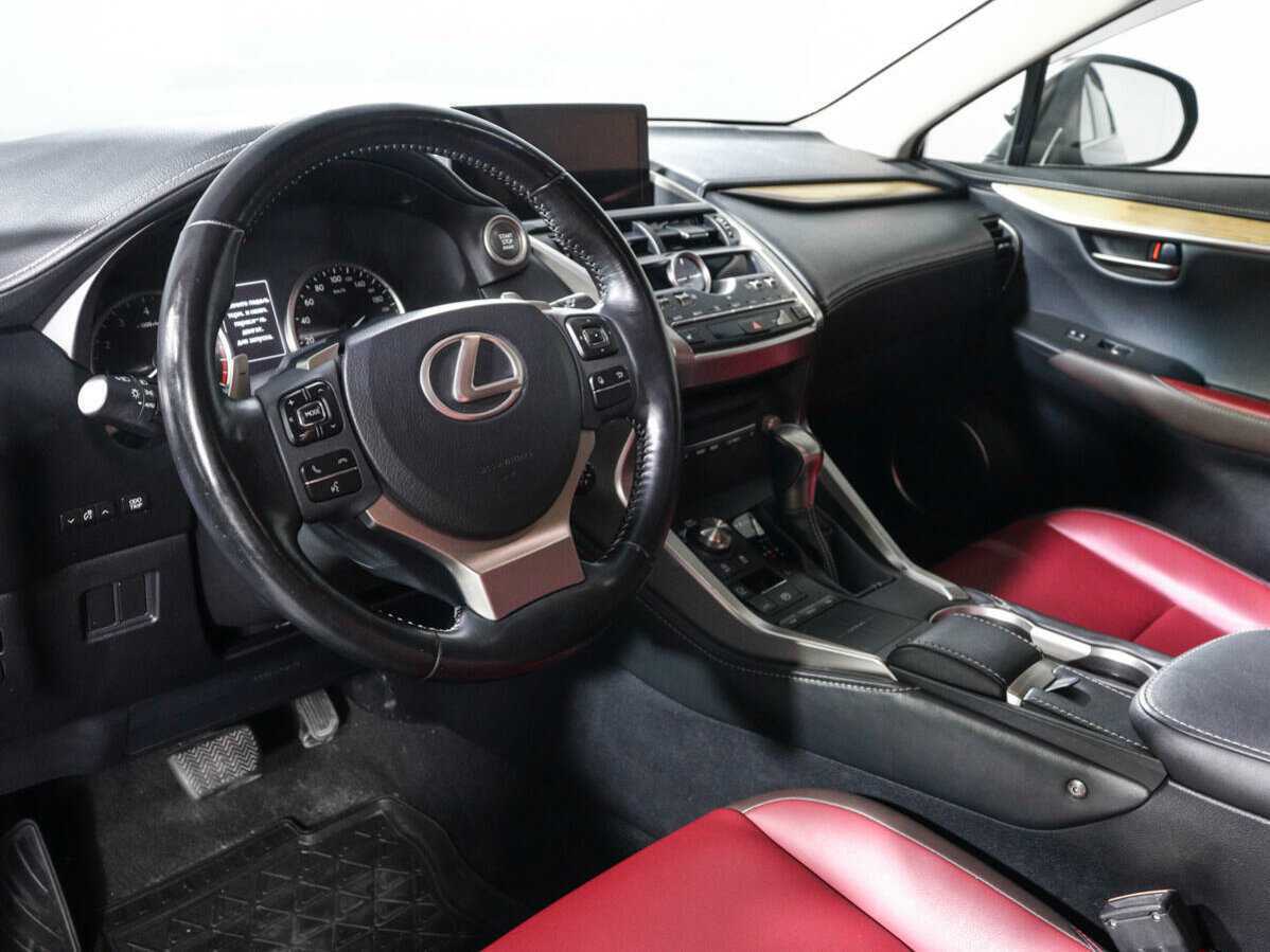 Lexus NX с пробегом — 2018 год. Фото: #11