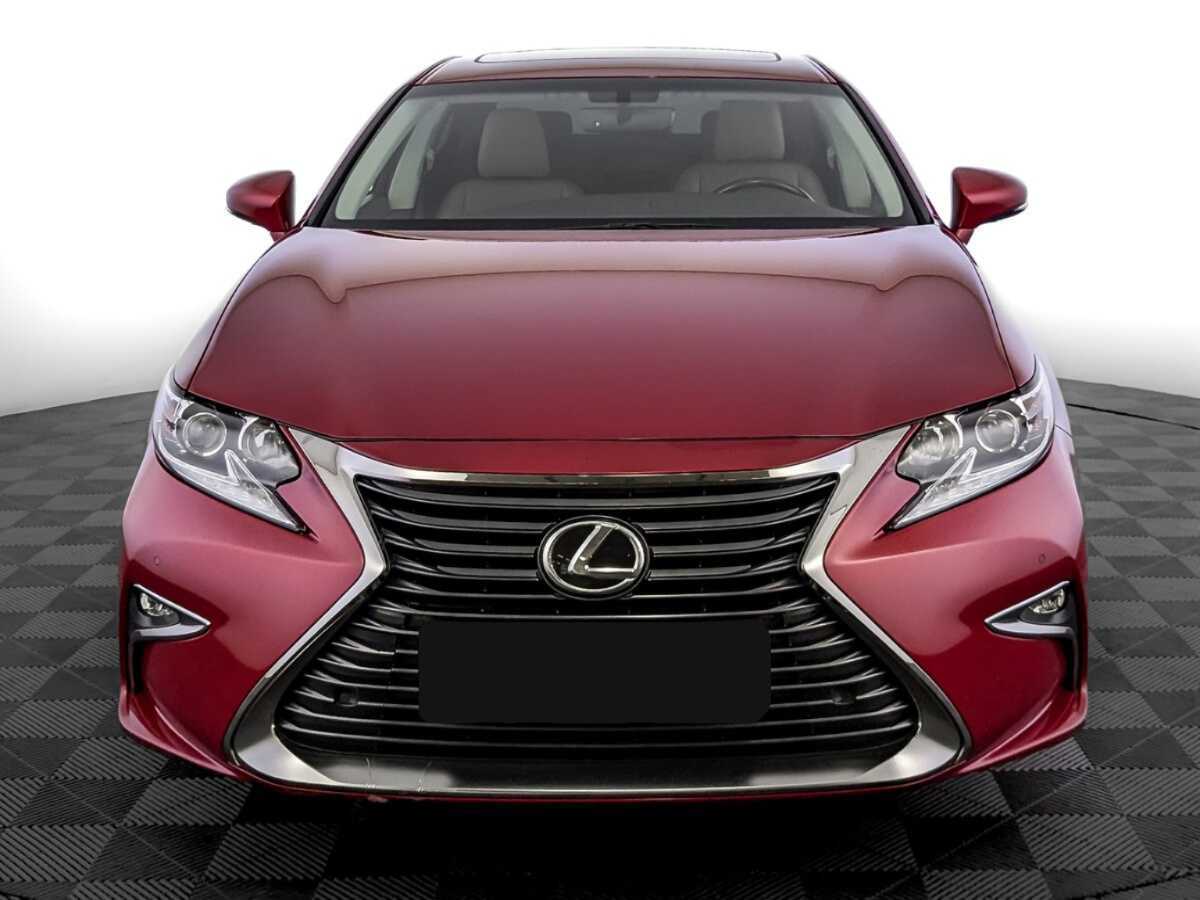 Lexus ES с пробегом — 2017 год. Фото: #1
