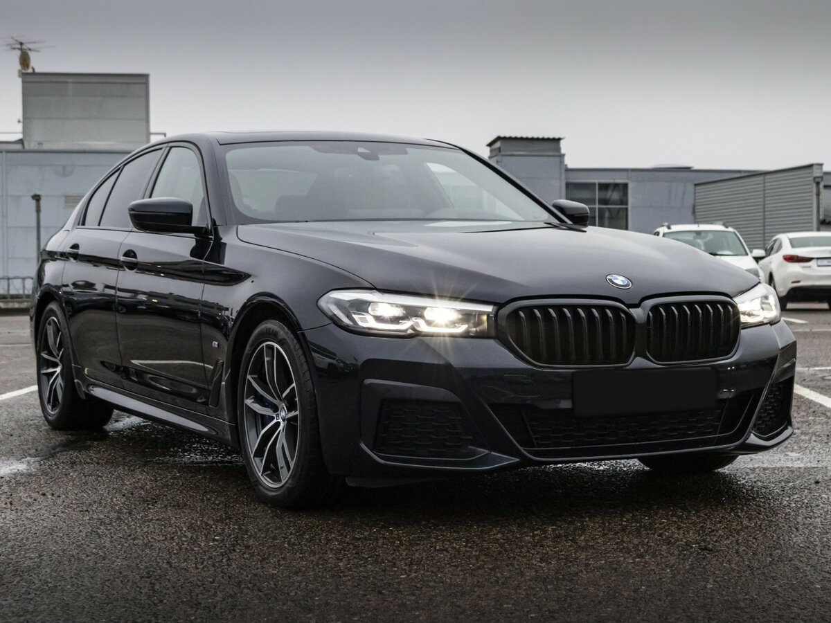 BMW 5 серии с пробегом — 2021 год. Фото: #2