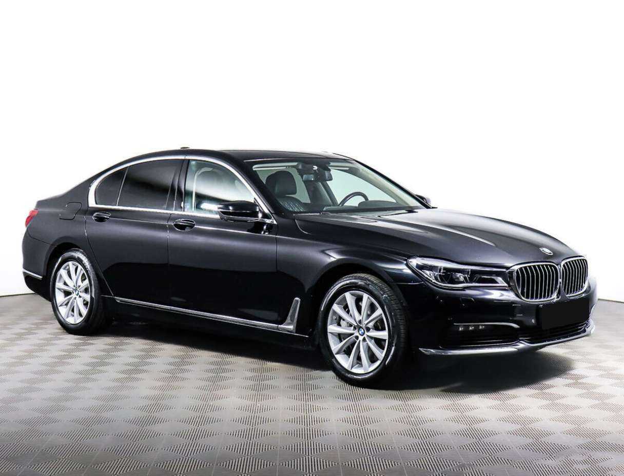BMW 7 серии с пробегом — 2016 год. Фото: #2