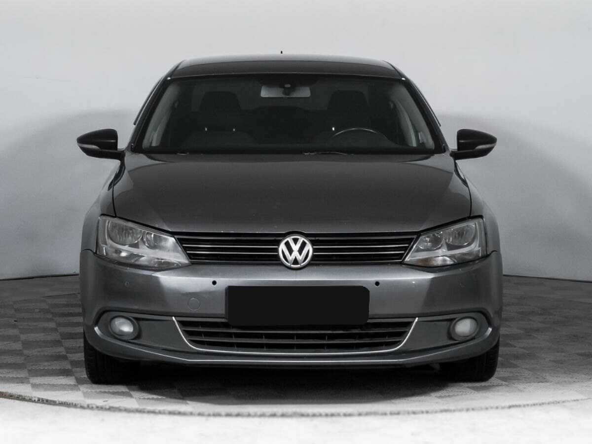 Volkswagen Jetta с пробегом — 2014 год. Фото: #1