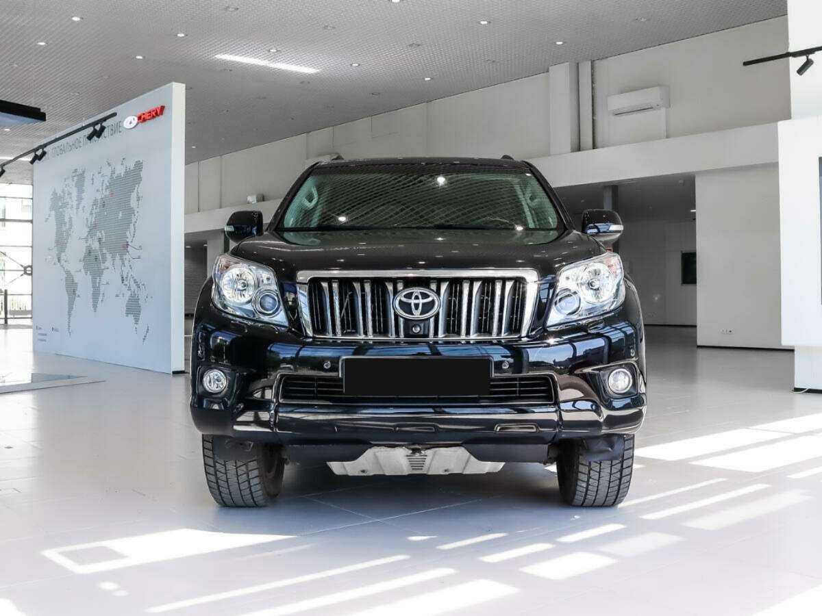 Toyota Land Cruiser Prado с пробегом — 2012 год. Фото: #1