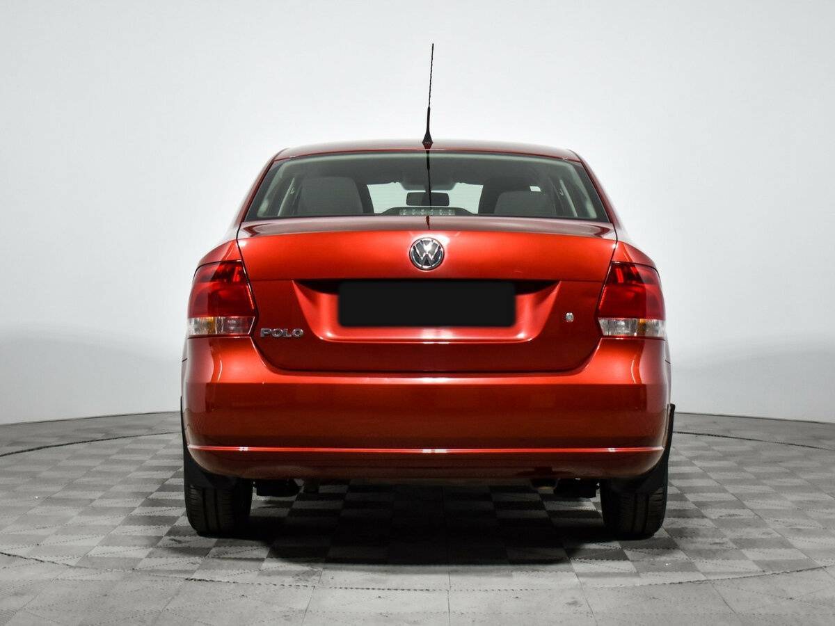 Volkswagen Polo с пробегом — 2011 год. Фото: #4