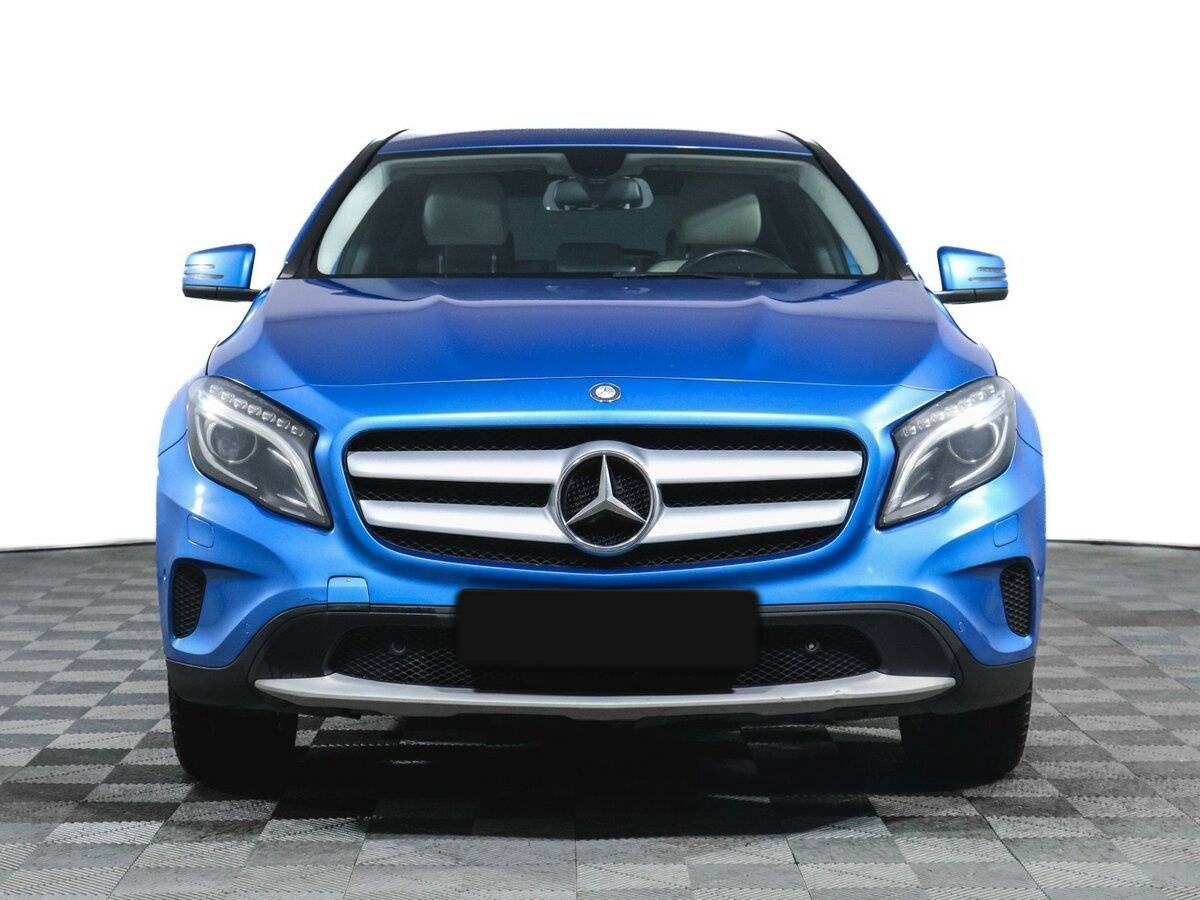 Mercedes-Benz GLA с пробегом — 2015 год. Фото: #1