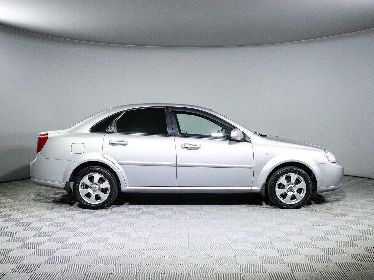 Chevrolet Lacetti с пробегом — 2007 год. Фото: #3