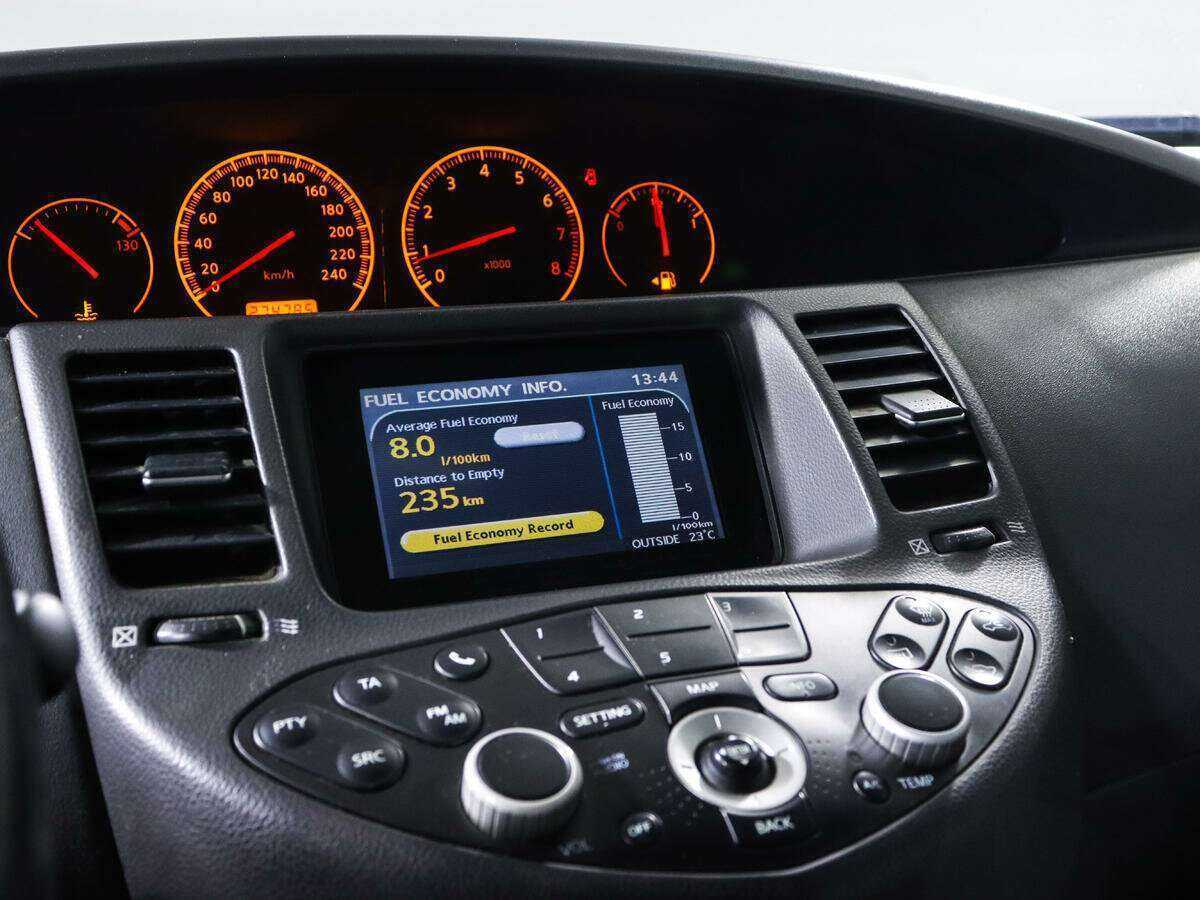 Nissan Primera с пробегом — 2005 год. Фото: #14