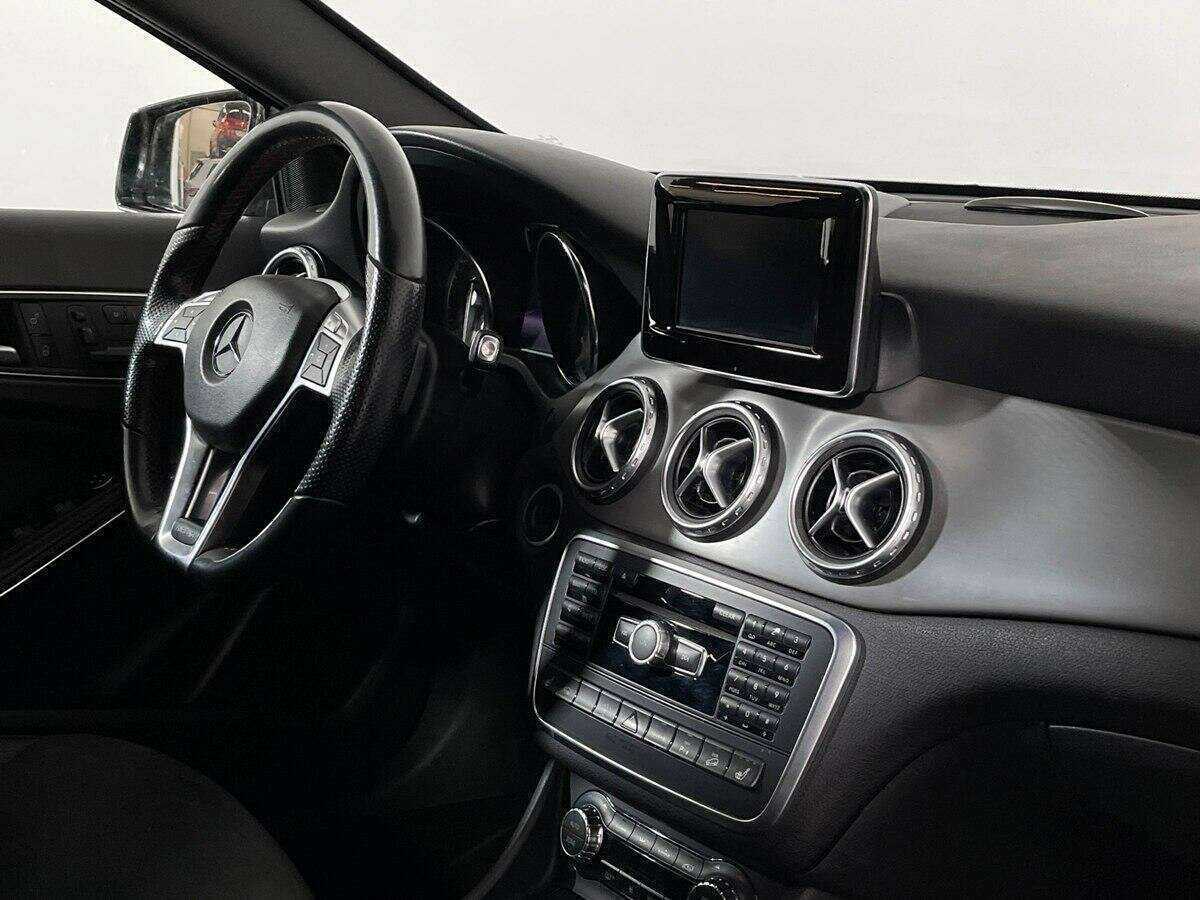 Mercedes-Benz GLA с пробегом — 2014 год. Фото: #8