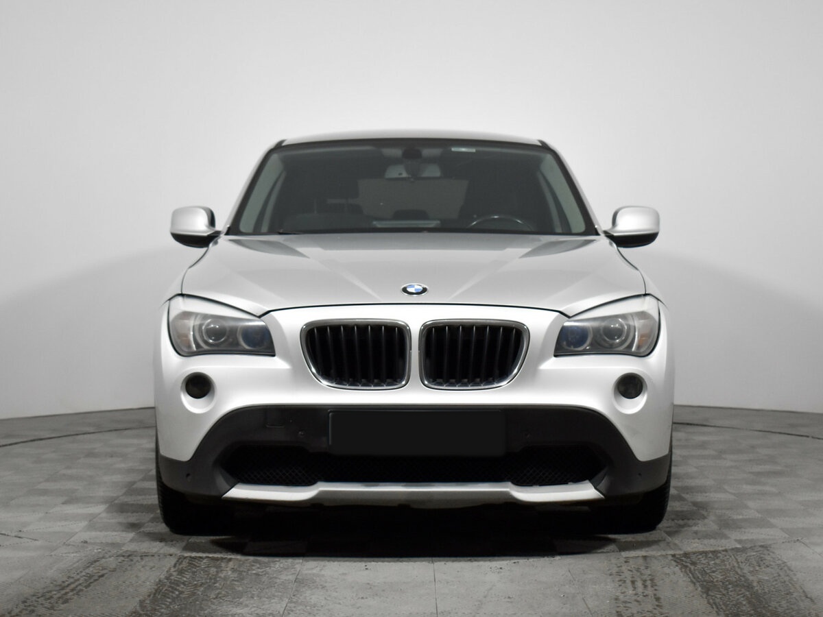BMW X1 с пробегом — 2010 год. Фото: #1