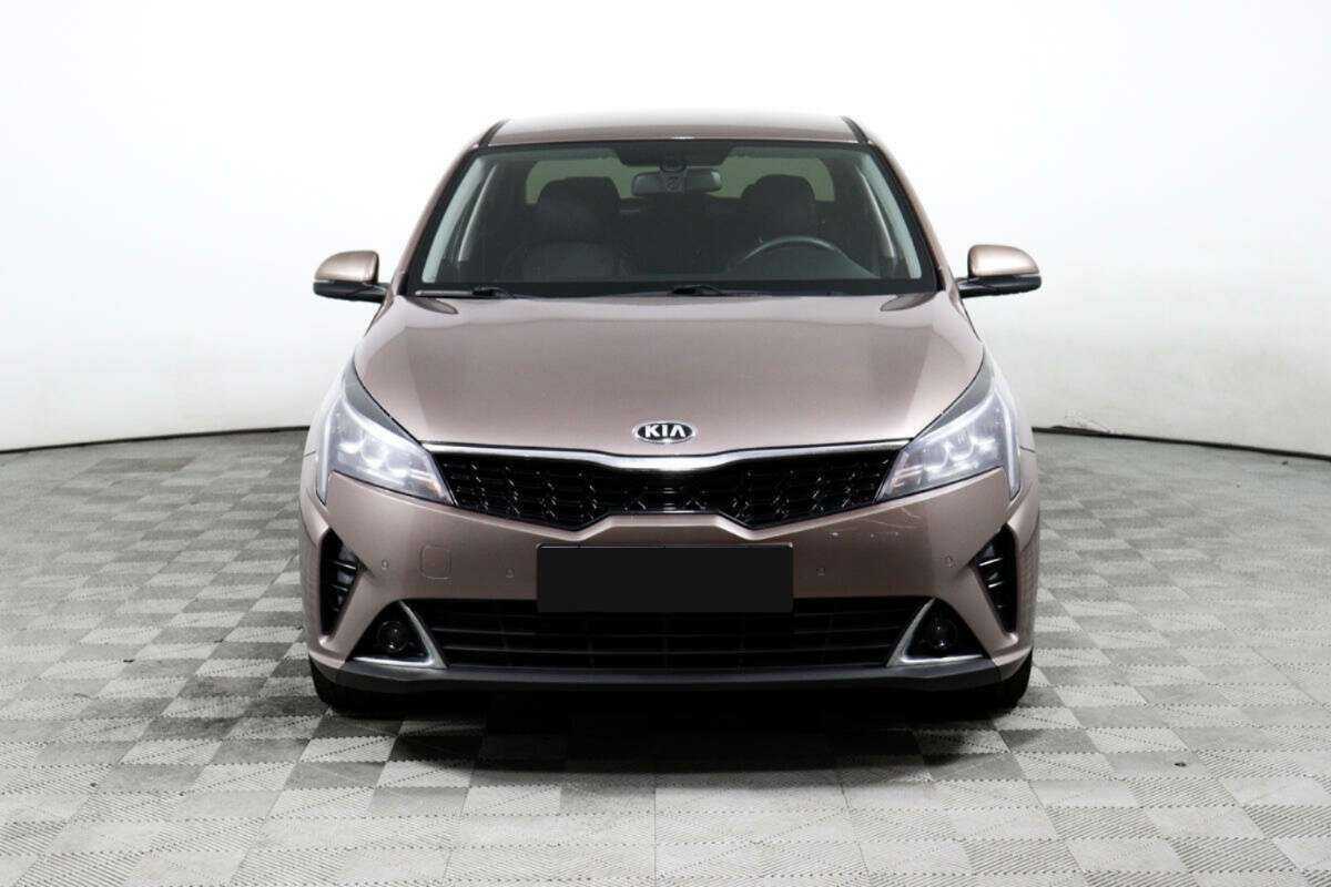 Kia Rio с пробегом — 2020 год. Фото: #1