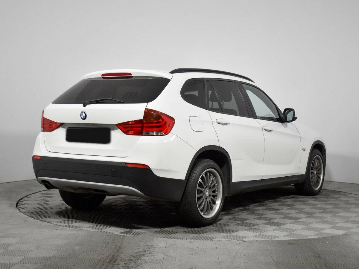 BMW X1 с пробегом — 2011 год. Фото: #3