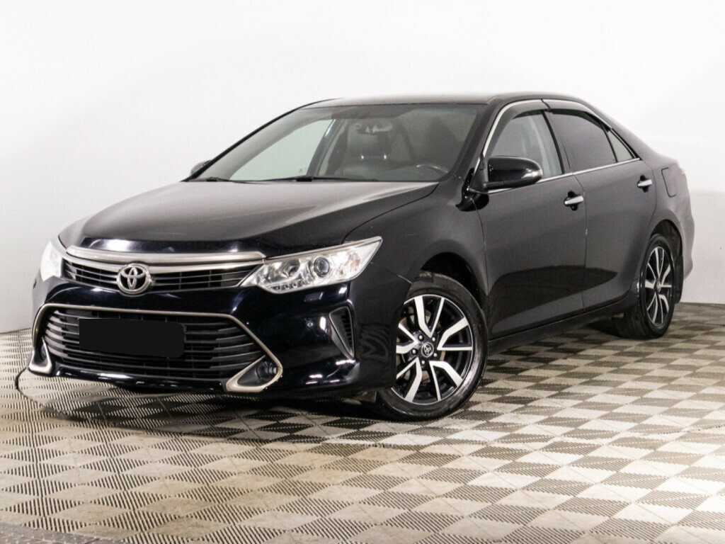 Toyota Camry с пробегом — 2016 год. Посмотреть фото