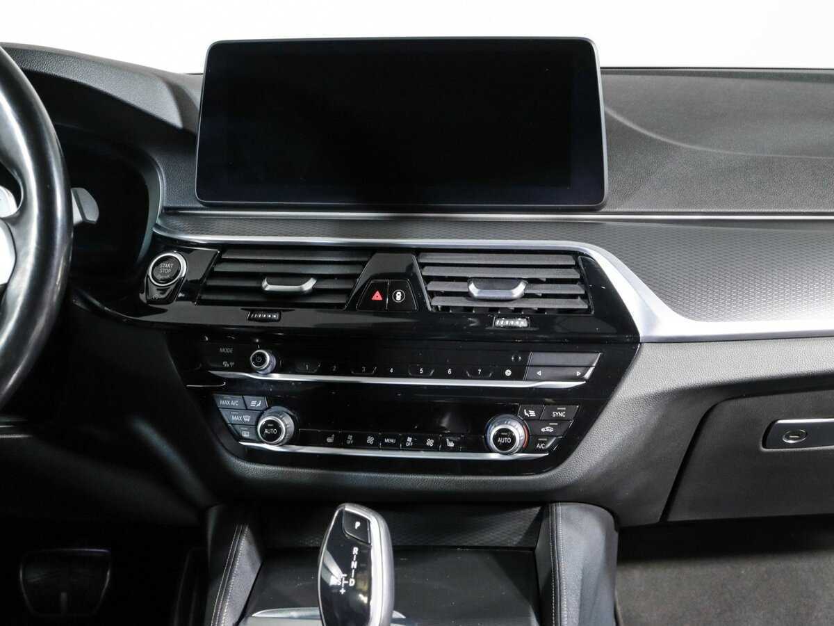 BMW 5 серии с пробегом — 2021 год. Фото: #7