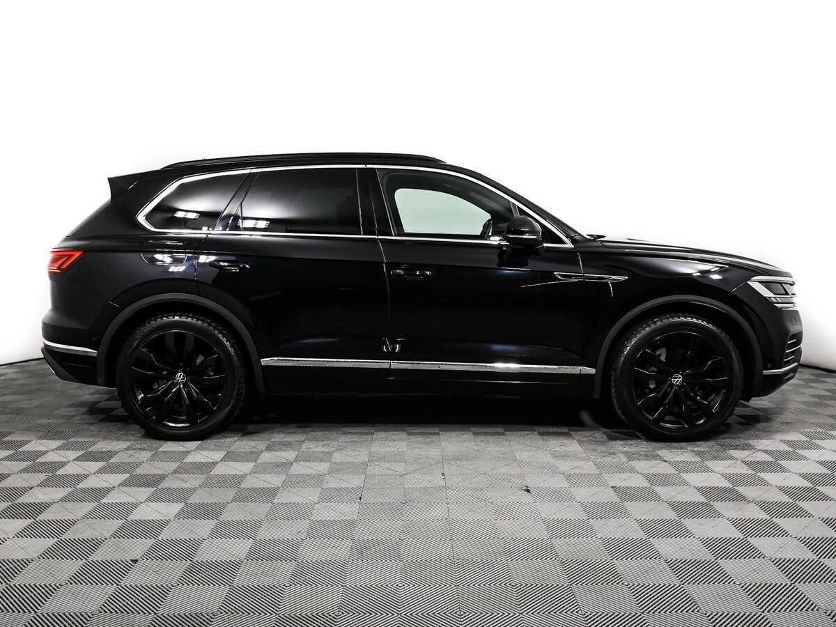 Volkswagen Touareg с пробегом — 2021 год. Фото: #3