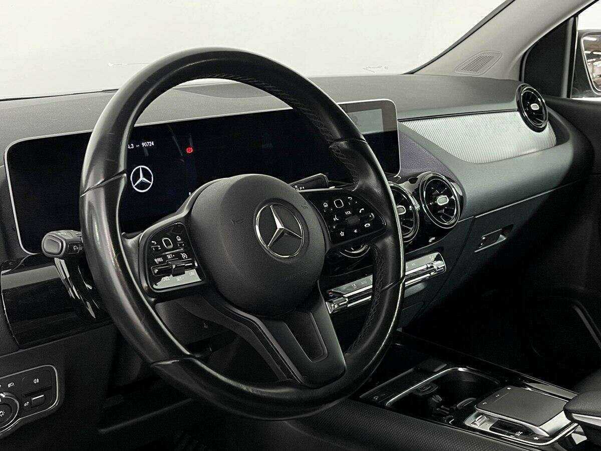 Mercedes-Benz B-Класс с пробегом — 2018 год. Фото: #12
