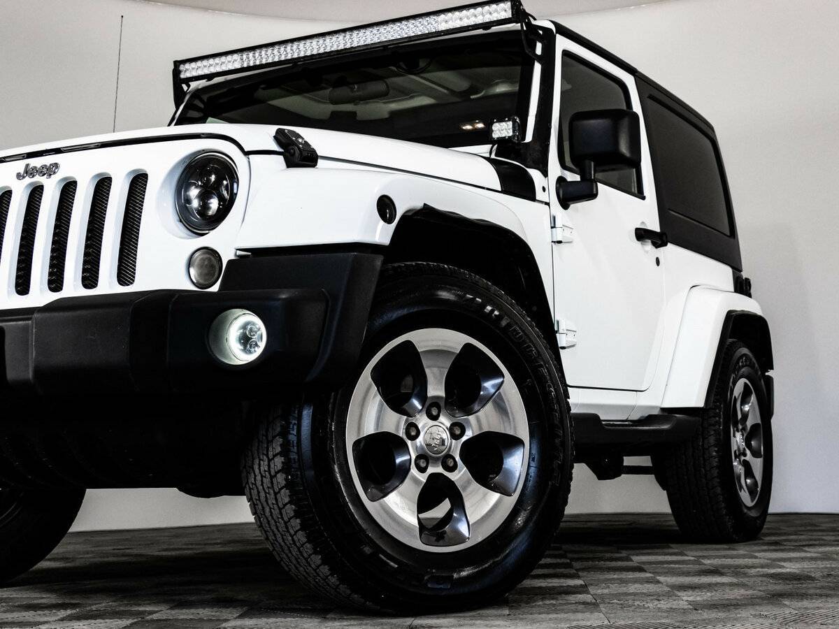 Jeep Wrangler с пробегом — 2011 год. Фото: #2