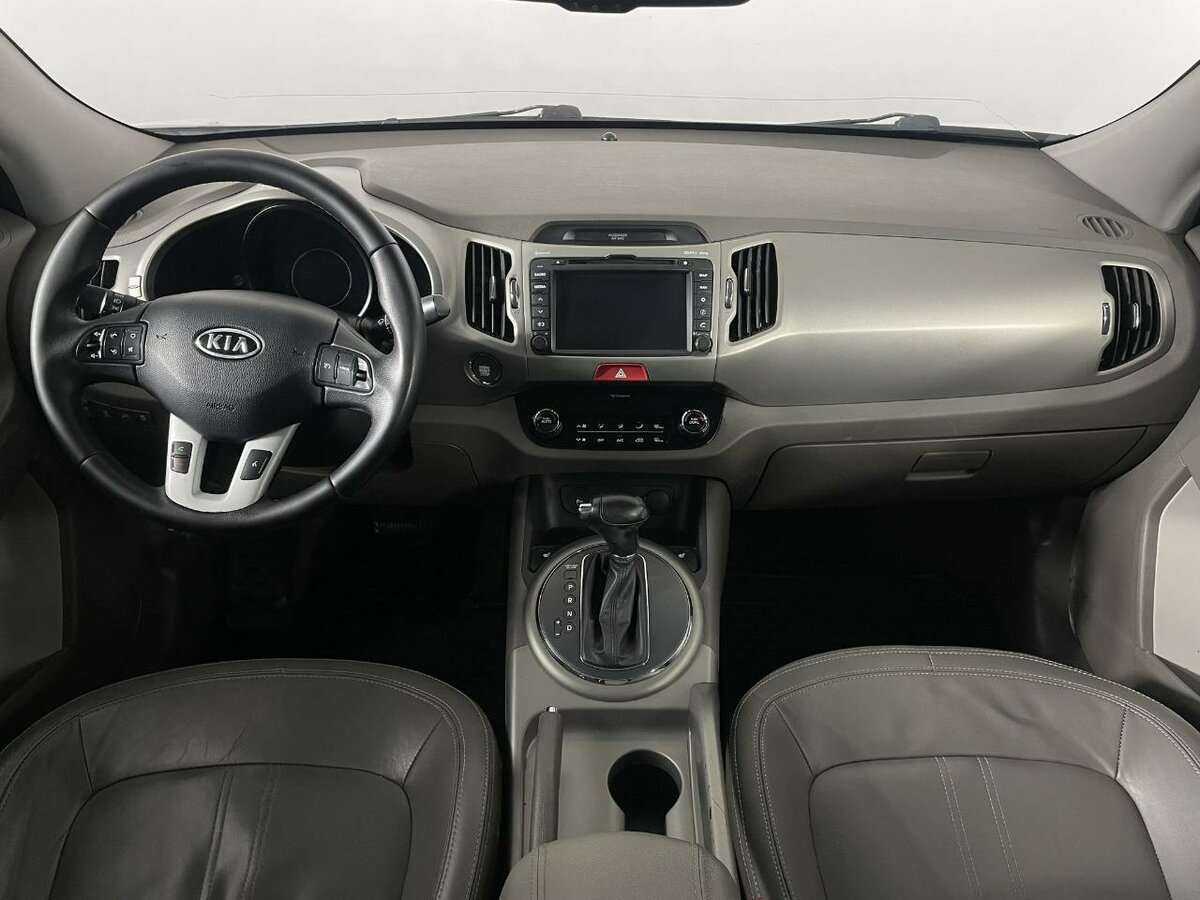 Kia Sportage с пробегом — 2011 год. Фото: #6