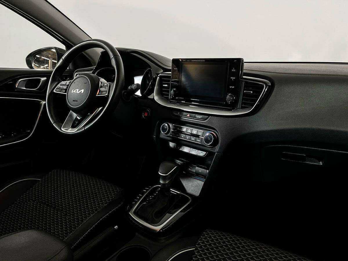 Kia Ceed с пробегом — 2021 год. Фото: #6