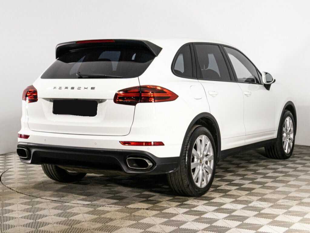 Porsche Cayenne с пробегом — 2015 год. Фото: #4