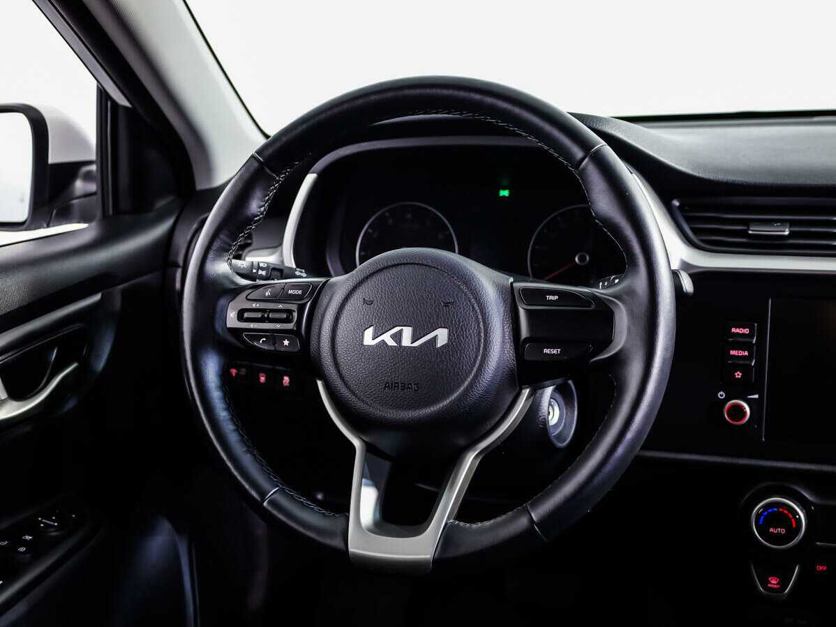 Kia Rio с пробегом — 2021 год. Фото: #9