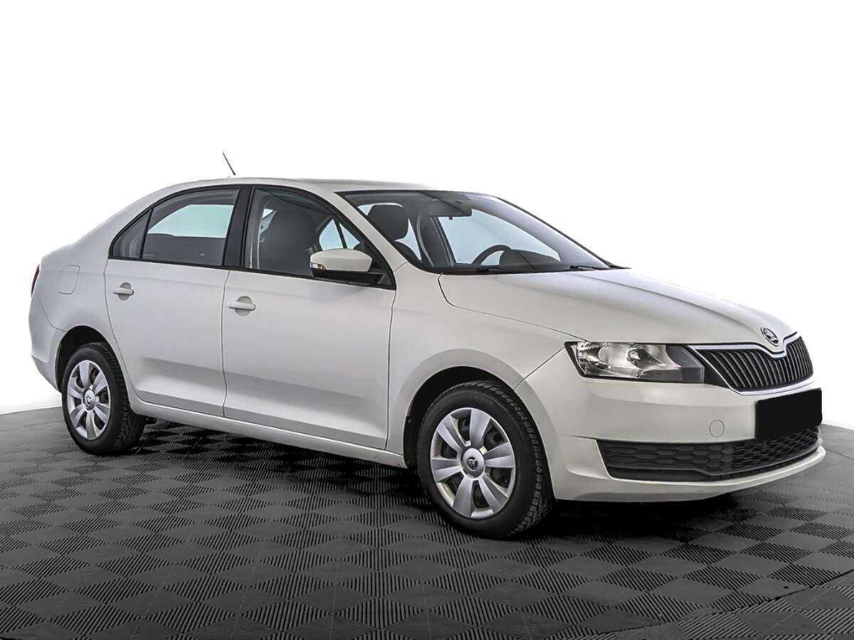 Skoda Rapid с пробегом — 2018 год. Фото: #2