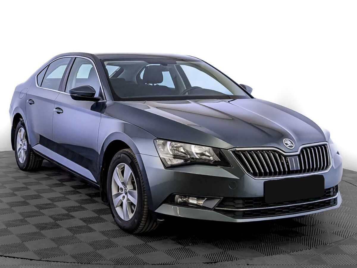 Skoda Superb с пробегом — 2018 год. Фото: #2
