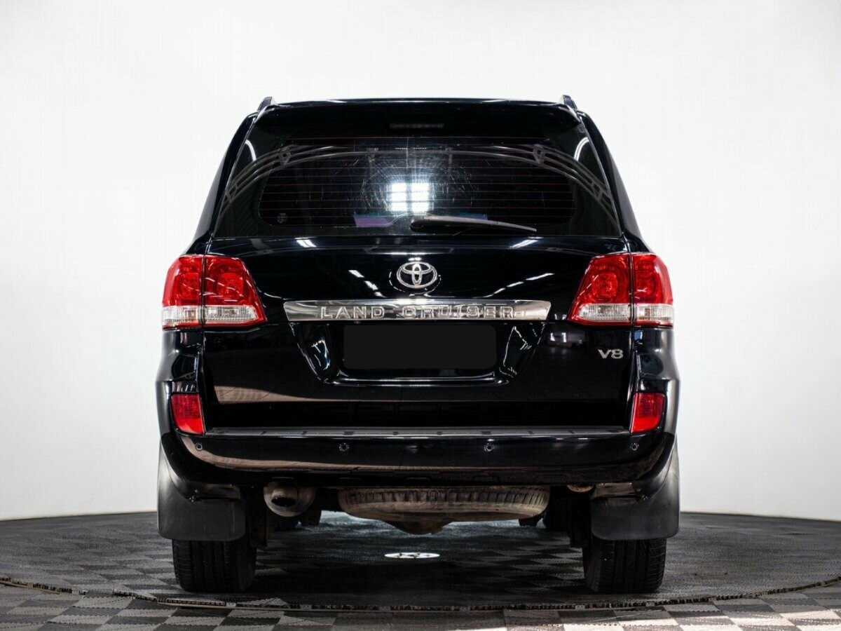Toyota Land Cruiser с пробегом — 2011 год. Фото: #4