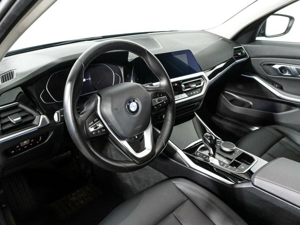BMW 3 серии с пробегом — 2020 год. Фото: #10
