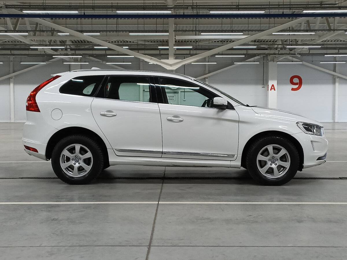 Volvo XC60 с пробегом — 2013 год. Фото: #3