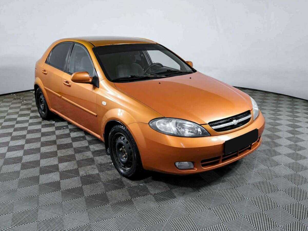 Chevrolet Lacetti с пробегом — 2006 год. Фото: #2