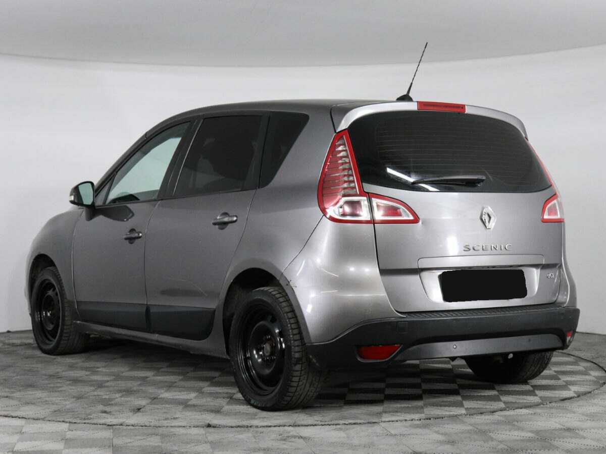 Renault Scenic с пробегом — 2010 год. Фото: #3