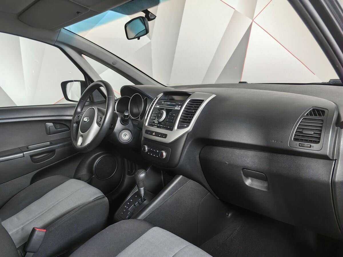 Kia Venga с пробегом — 2015 год. Фото: #8