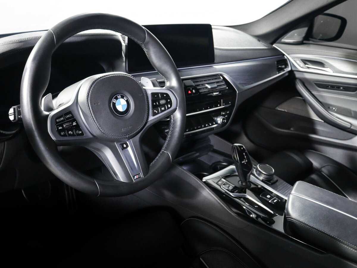 BMW 5 серии с пробегом — 2020 год. Фото: #10