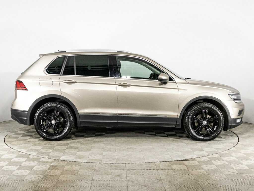 Volkswagen Tiguan с пробегом — 2018 год. Фото: #3