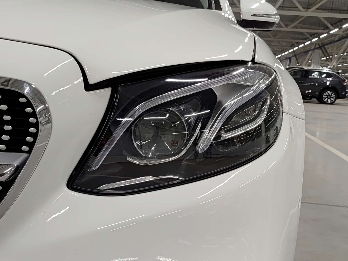 Mercedes-Benz E-Класс с пробегом — 2020 год. Фото: #16