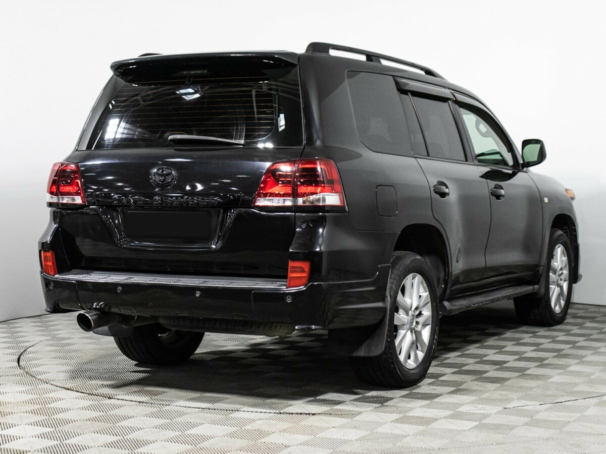 Toyota Land Cruiser с пробегом — 2009 год. Фото: #3