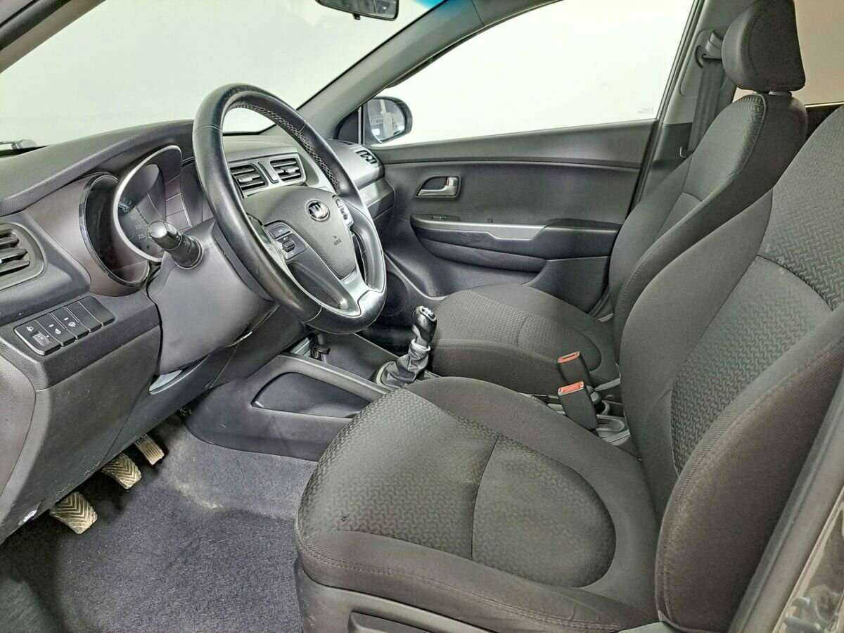 Kia Rio с пробегом — 2016 год. Фото: #15