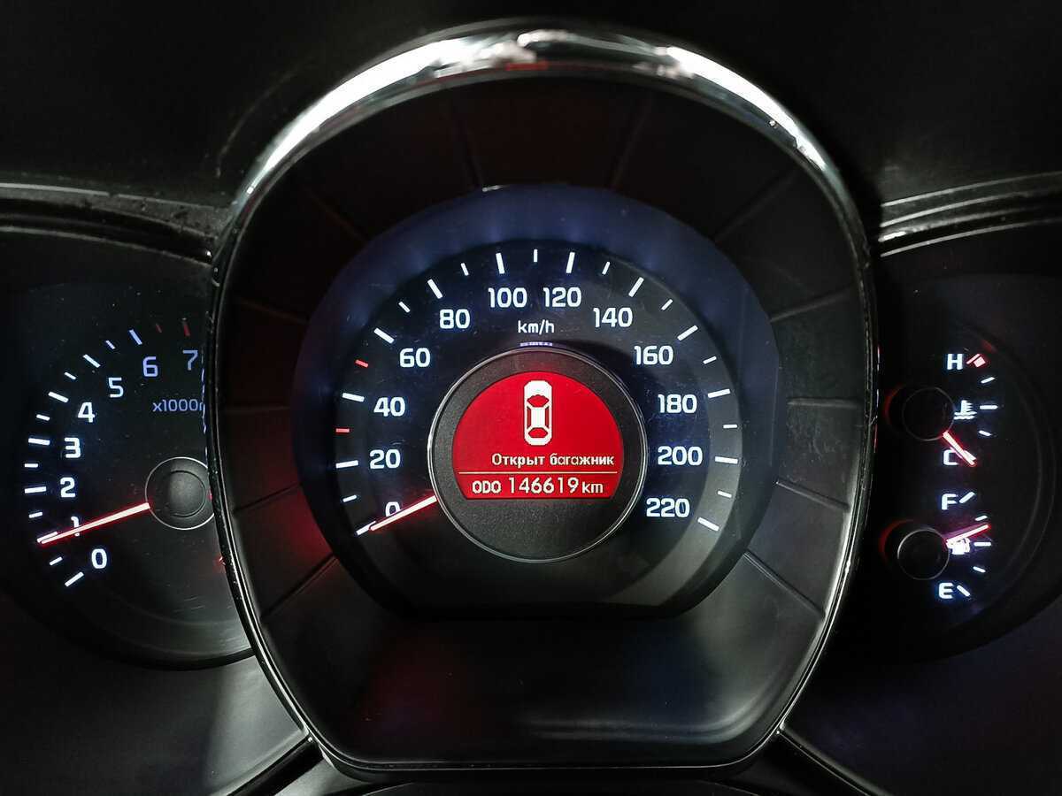 Kia Rio с пробегом — 2013 год. Фото: #8